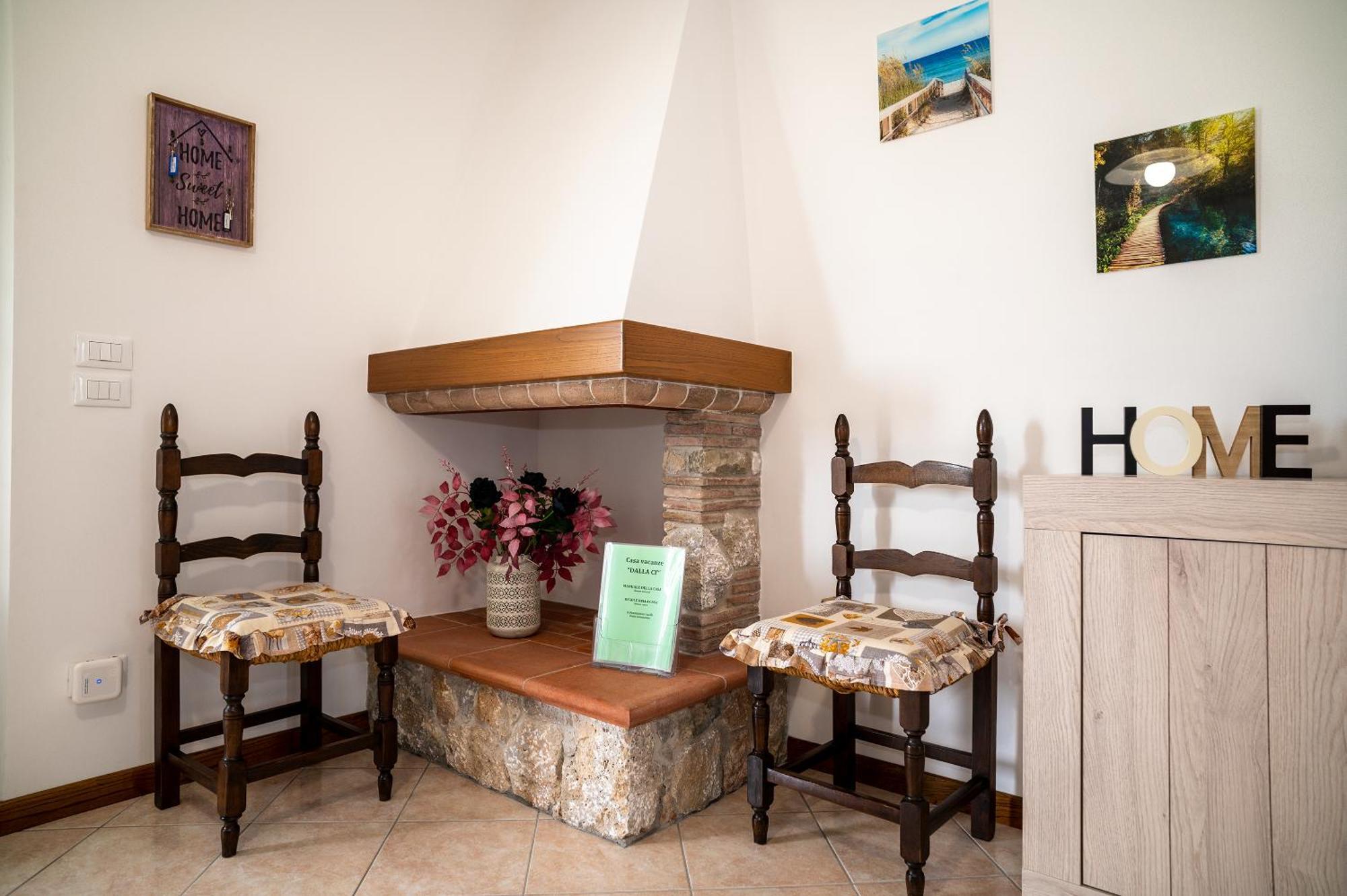 Casa Vacanze Dalla Ci Capezzano Pianore Luaran gambar