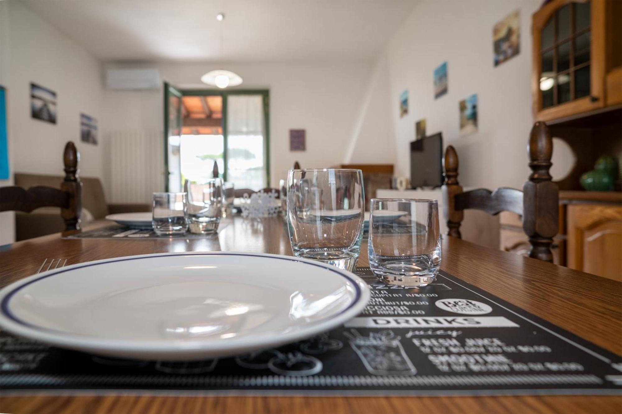 Casa Vacanze Dalla Ci Capezzano Pianore Luaran gambar